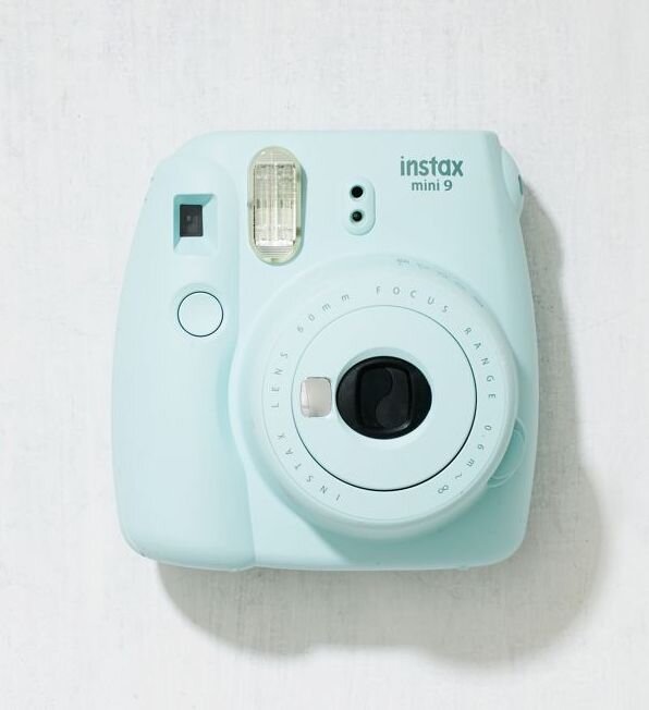 instant camera