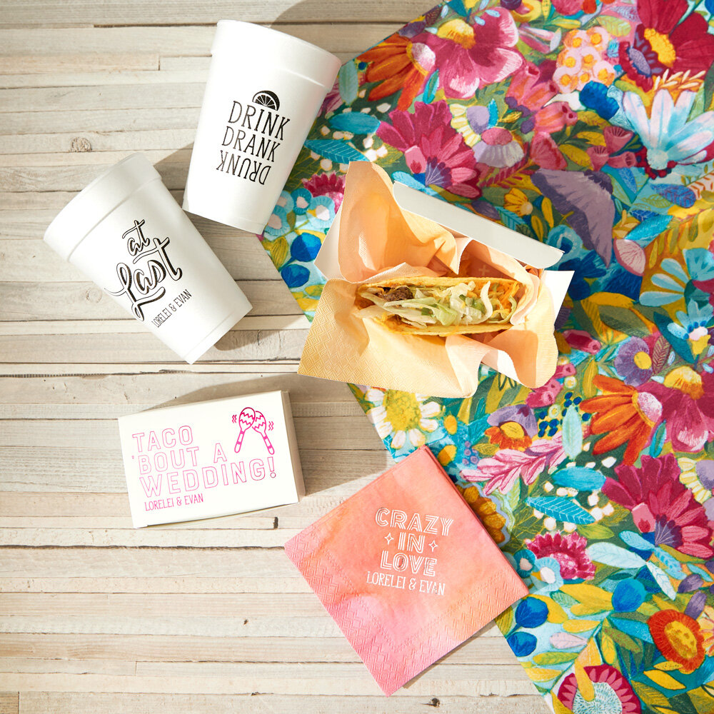 create custom cake boxes for delicious wedding favors