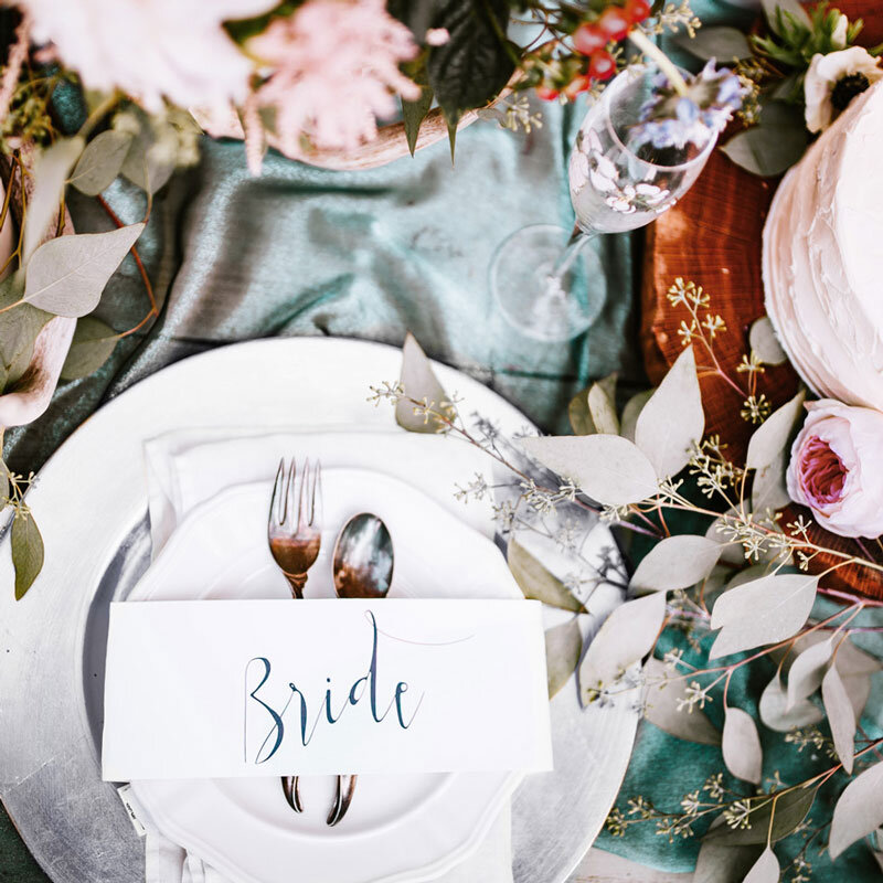 elegant wedding colors in teal and maroon
