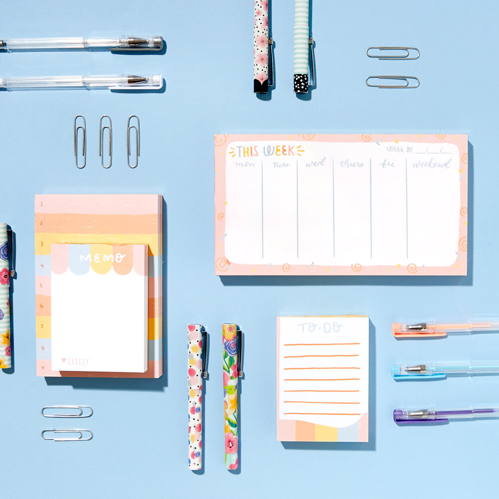Create custom notepad sets for your holiday gifting this year.