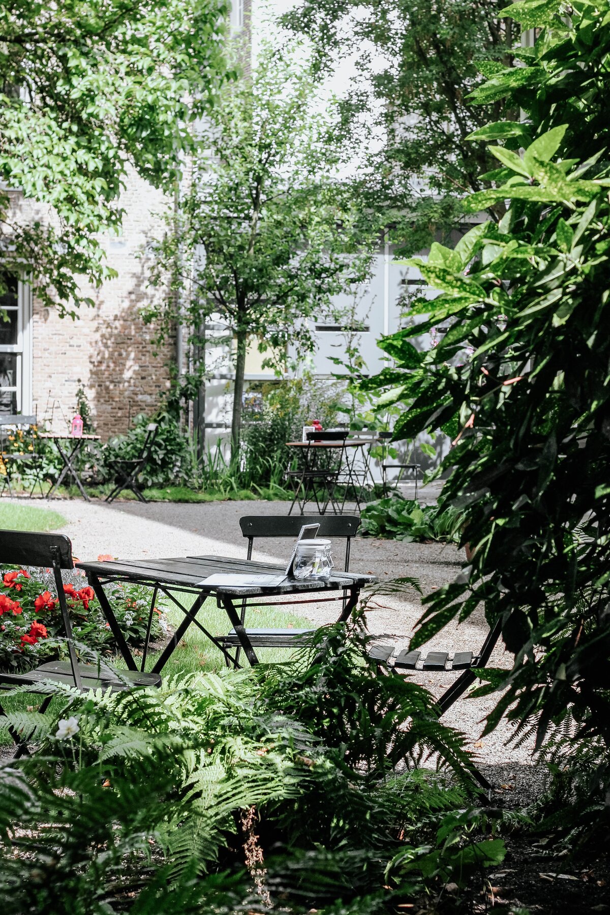 Fall 2020 Wedding Trends: Socially Distanced Seating