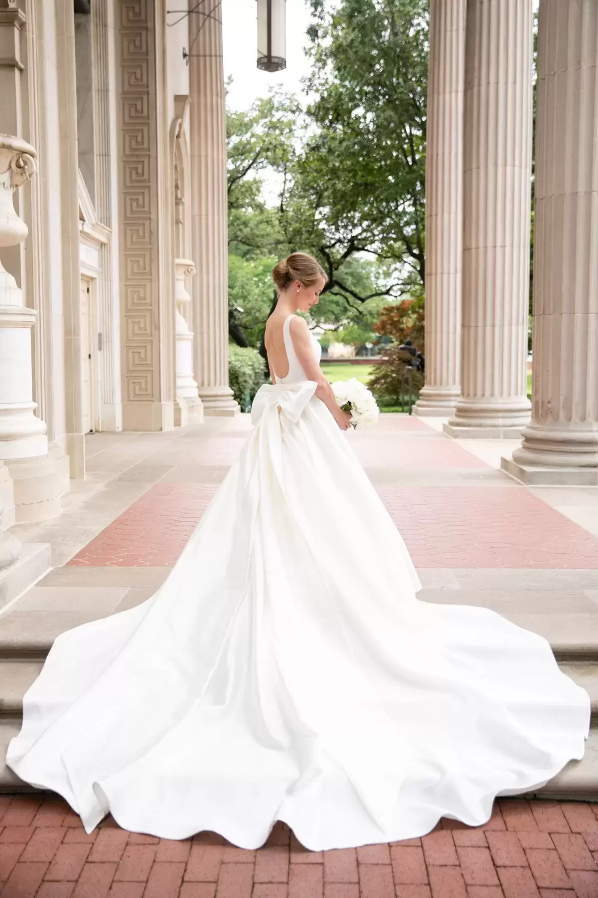Kate from Lonestar Southern at her Preppy Pink Luxury wedding day