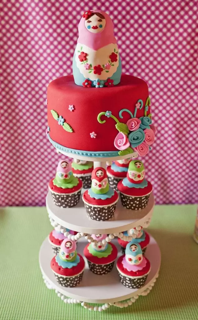 nesting dolls baby shower cake