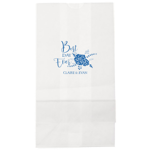 Our custom White Goodie Bag with Matte Royal Blue Foil Color has a Floral Vine RSVP graphic and is good for use in Lovely Press themed parties and can be customized to complement every last detail of your party.