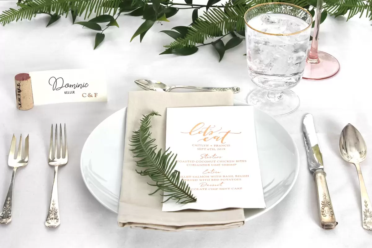 Wine cork place card holder DIY for weddings