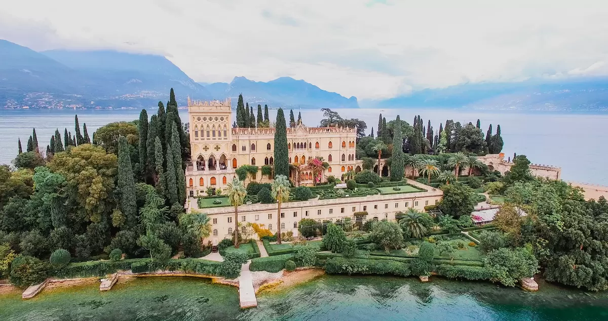 Villa Caratti on Isola Del Garda