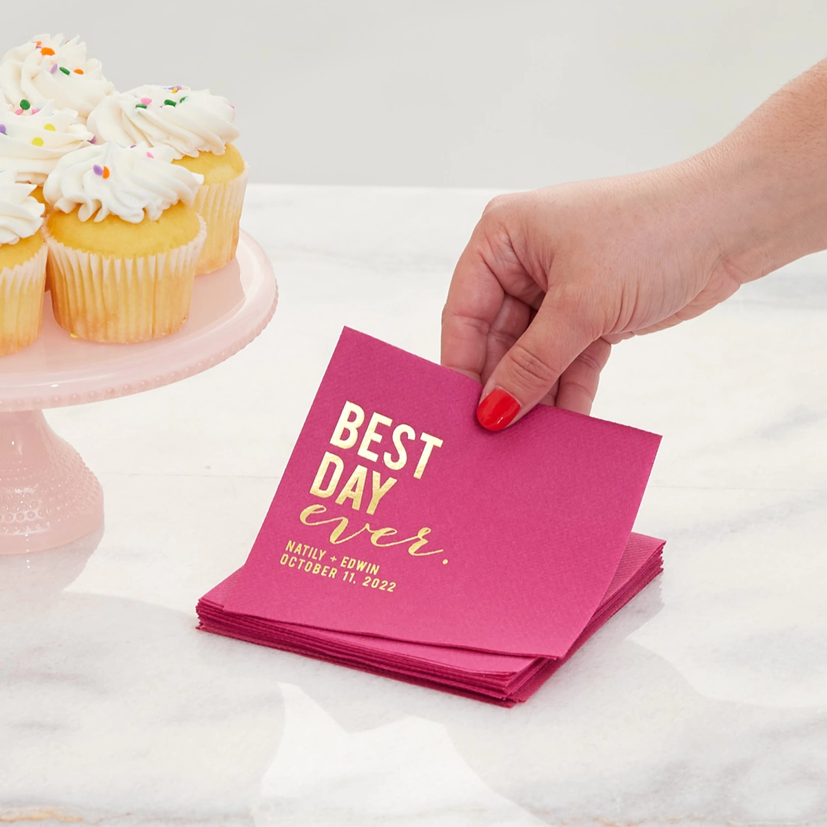 pantone color of The Year: Viva Magenta