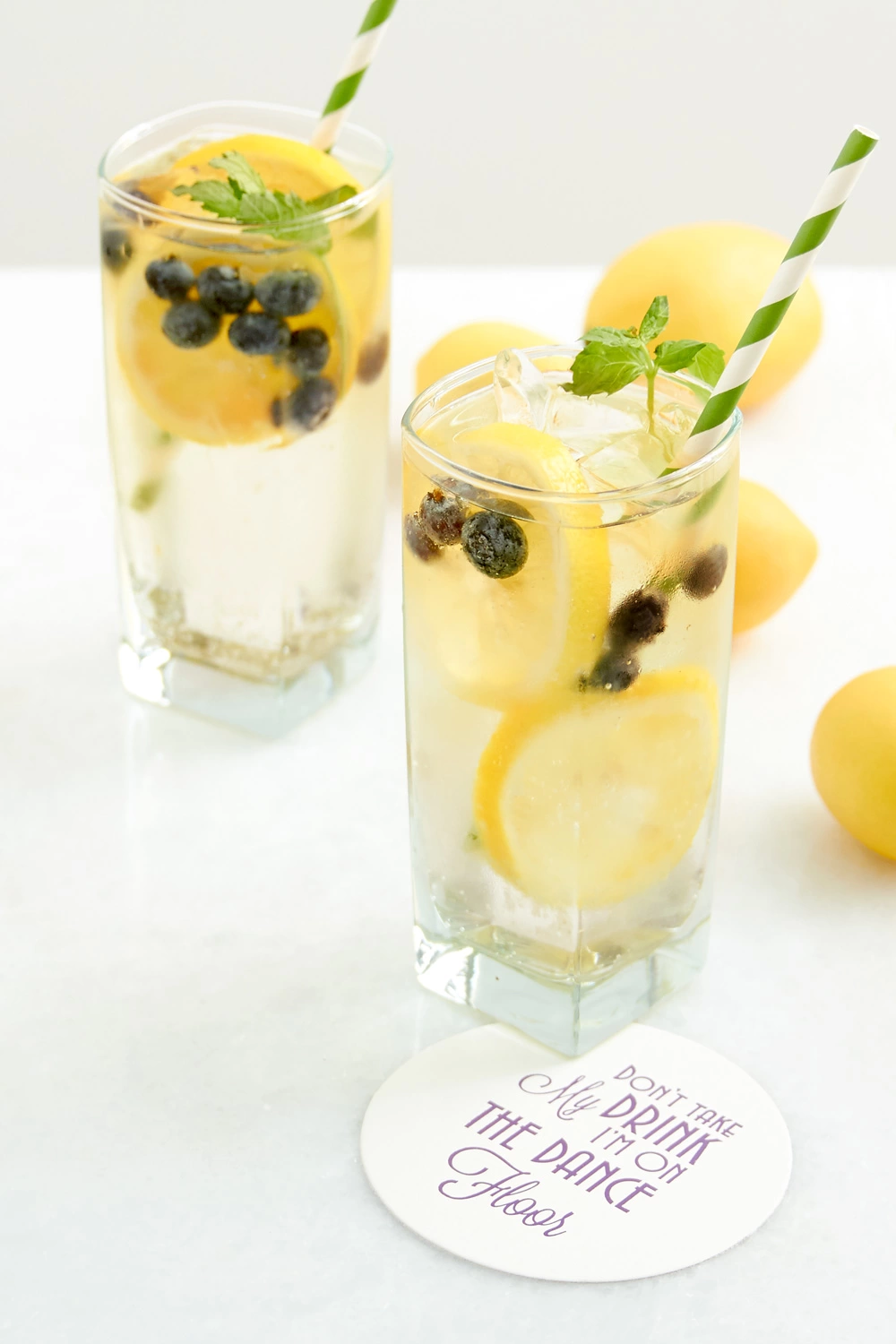 Limonchello Fizz cocktail recipe