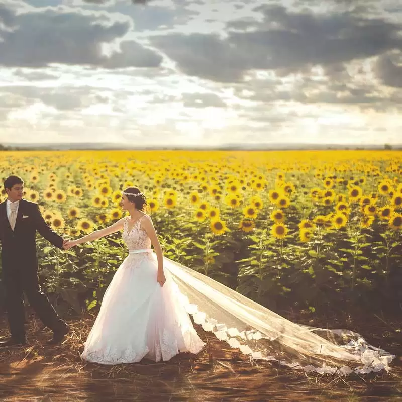 Garden Gathering Soft Yellow Spring Wedding