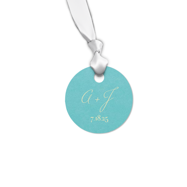 Adorn your wedding favors with the Flourished Initials Gift Tag. Elegant, flourished initials set a sophisticated tone, while the date below adds a personalized final touch to your thoughtful tokens of gratitude.