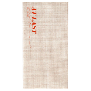 ForYourParty's elegant Ivory Scallop Luncheon Napkin with Shiny Poppy Foil couldn't be more perfect. It's time to show off your impeccable taste.