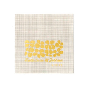 Blend nostalgia and romance with the Retro Floral Wedding Napkin, adorned with vintage-inspired flowers above the couple's names and wedding date. A charming throwback touch to adorn your matrimonial celebration.