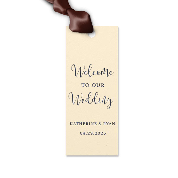 ForYourParty's elegant Natural Frost White Luggage Gift Tag with Shiny 18 Kt Gold Foil will add that special attention to detail that cannot be overlooked.