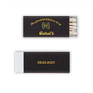 Add a dash of fun flair to your kitchen or housewarming with the Culinary Charm Bowtie Pasta Matchbook, featuring the playful declaration "the greatest kitchen is at" above your name, all in a vintage-inspired font, and completed with a whimsical bowtie pasta graphic.