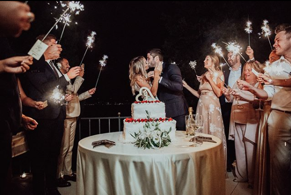 sparklers at the wedding cake cutting