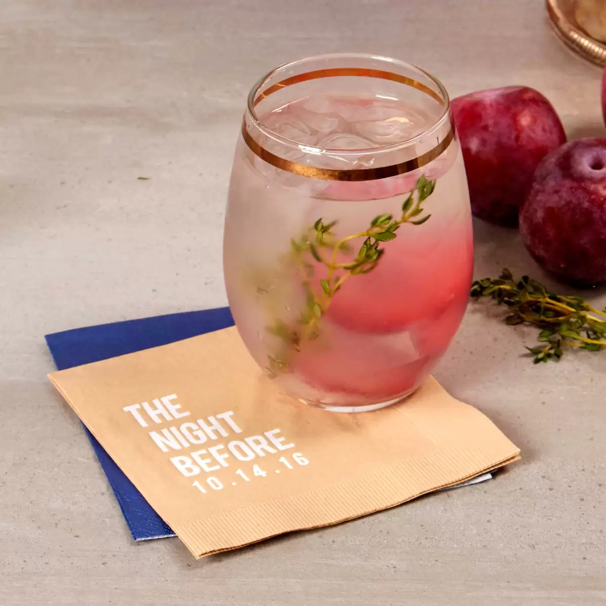 prosecco cocktail with herbal flavors