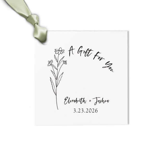 Meet our new customized Letterpress Tags with your name and date on it. They can fit on every gift and look perfect together with your present for your loved ones. Surprise them!