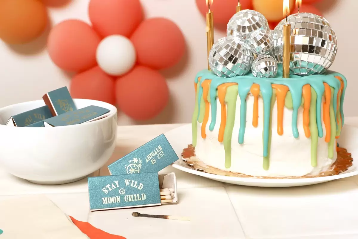 custom birthday decorations must haves