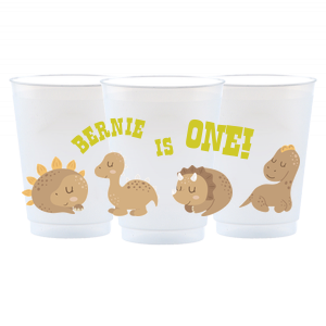 The Dinosaur Kids Birthday Full Color Cup is perfect for your child's next birthday party! The full color screen-printed cup features adorable baby dinosaurs and customizable text in your choice.