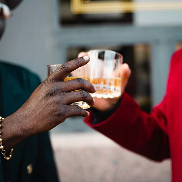 minimalist birthday party