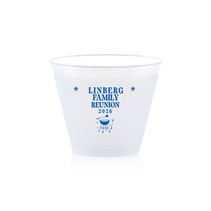 Unite and ignite at your family reunion with the Grill & Stars Family Reunion Cup, customizable with your family name and the event's date, and embellished with a classic grill and stars graphic. A perfect memento for a day of shared stories and barbecued delights.