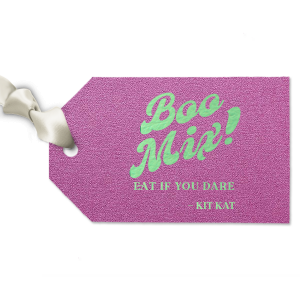 The Boo Mix Halloween Tag is the perfect custom Halloween party accessory to include at your event. Add this personalized tag to a bag of candy or baked goods, and hand out to family and friends. You can personalize with your name for an elevated touch at your party. 