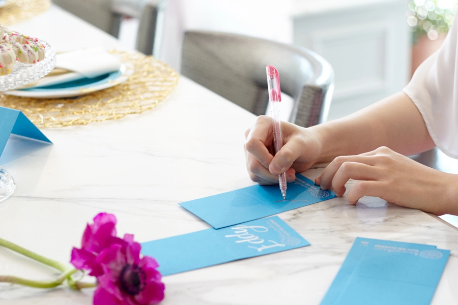 brunch custom place cards