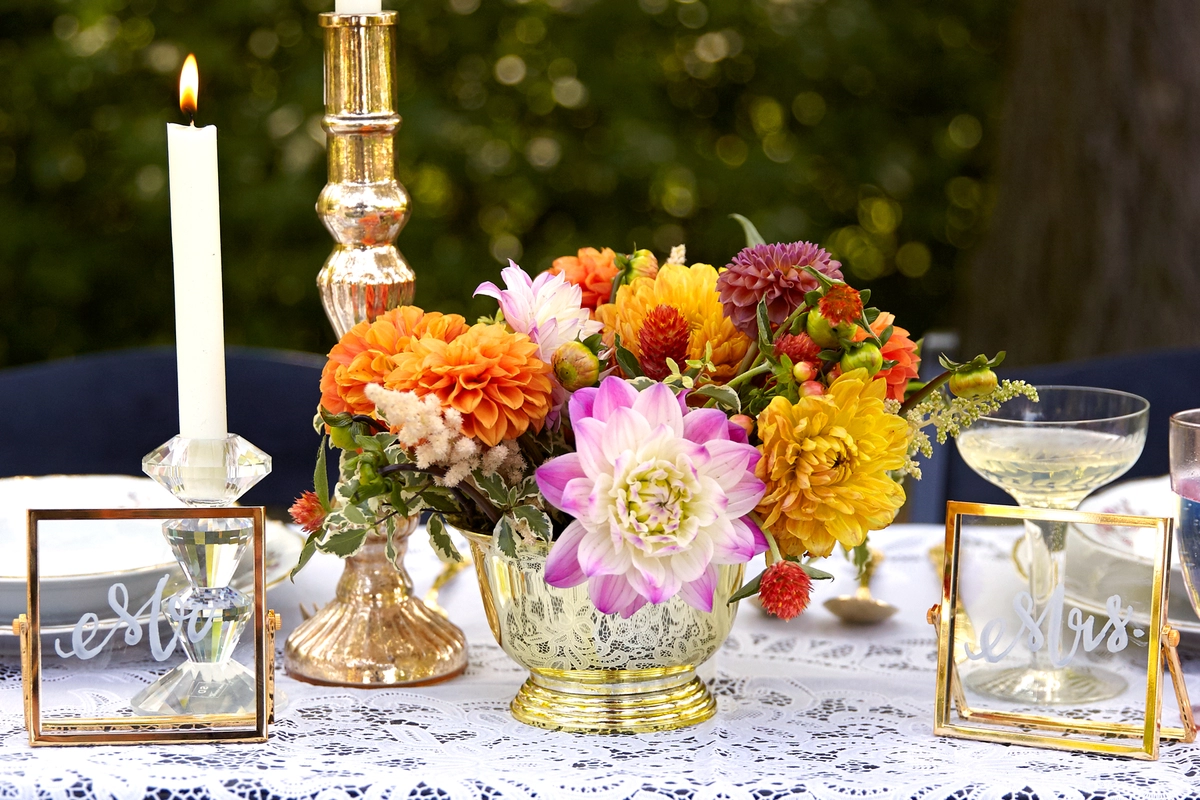 fall wedding head table flower centerpiece
