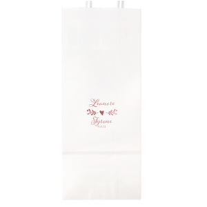 Cherish the union of love with the Heartfelt Wedding Fancy Script Names Bag. It beautifully showcases the couple’s names in sweet, fancy script, united by a whimsical bough culminating in a central heart. Below, the event date adds a final touch, symbolizing the joining of two lives into one heartfelt journey.