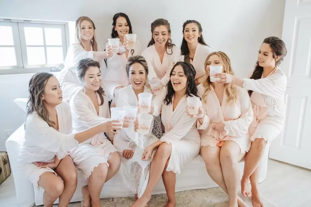 brides maids and bride getting ready pictures