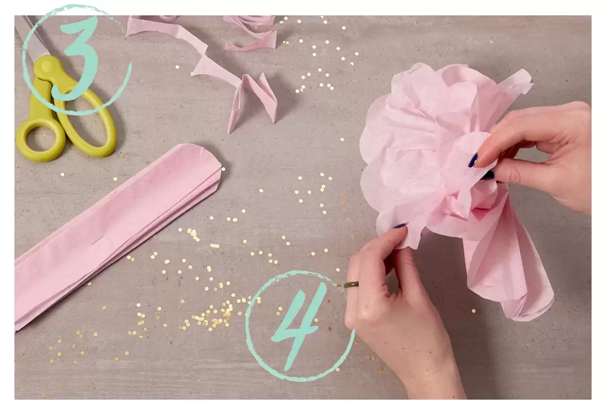 diy tissue pom poms