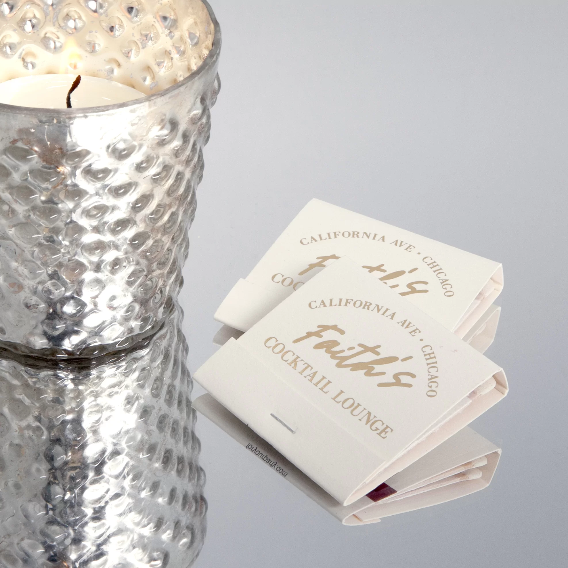 Cocktail Lounge Match