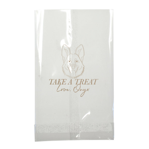 Whether you are celebrating a wedding, birthday party, or giving a dog themed party favor, this bag is perfect for you. Featuring an adorable dog graphic, this bag is perfect for German Shepard owners and German Shepard lovers. 