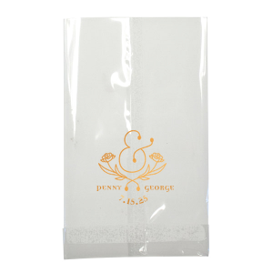 Our custom White Gloss Goodie Bag with Matte White Foil has a Floral Accent Ampersand graphic and is good for use in Couple and Wedding themed parties and are a must-have for your next event—whatever the celebration!