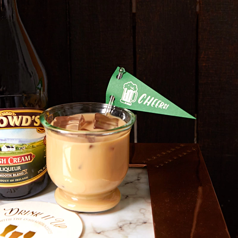 st patrick's day cocktail with irish cream