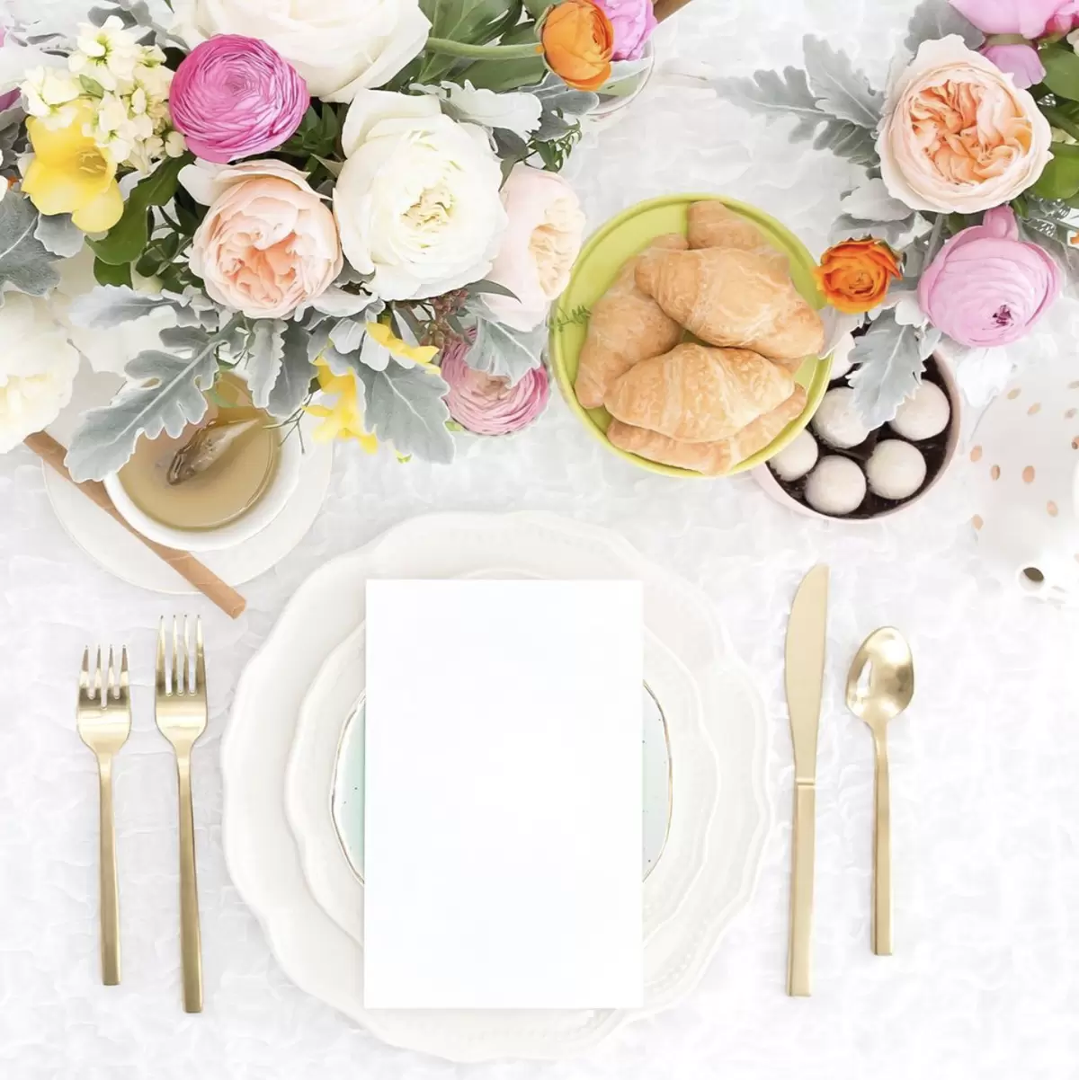 Plan all of your wedding decor at one place!