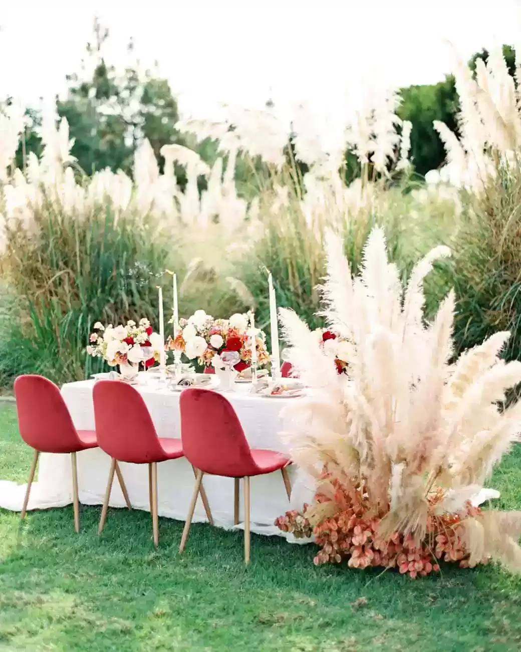 pampas grass as wedding reception table floral feature