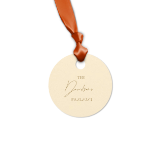 Add a personalized touch to your wedding favors with the Boho Terracotta Wedding Date Gift Tag. This tag begins with "The" in a stately serif font, followed by the newlyweds' surname in a graceful script. Finalize this bespoke detail with the date of your special day, all in the same classic font, capturing the essence of your chic and moody fall celebration.