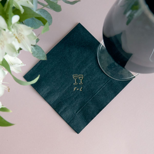 minimal wine glasses cocktail