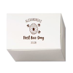 Take treats to the hive back home with the First Bee Day Birthday Cake Box. The customizable party favor is perfect for sending guests home with goodies from your little one's big day.