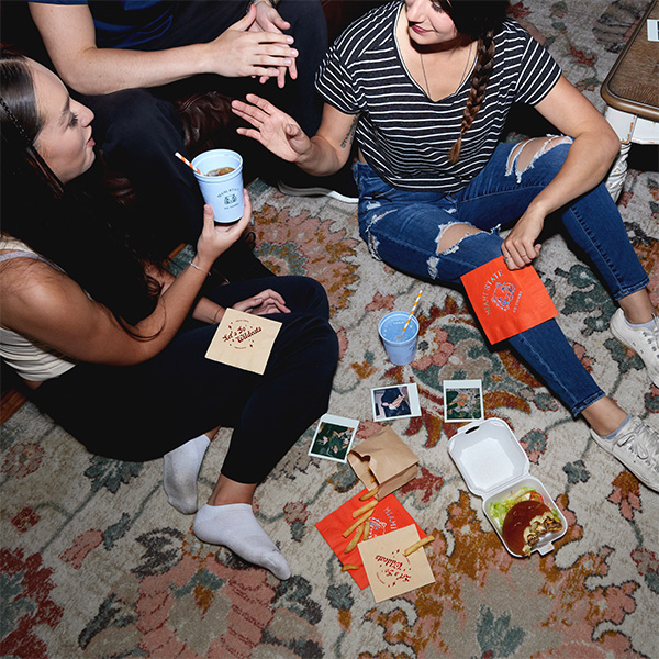 college homecoming party decorations