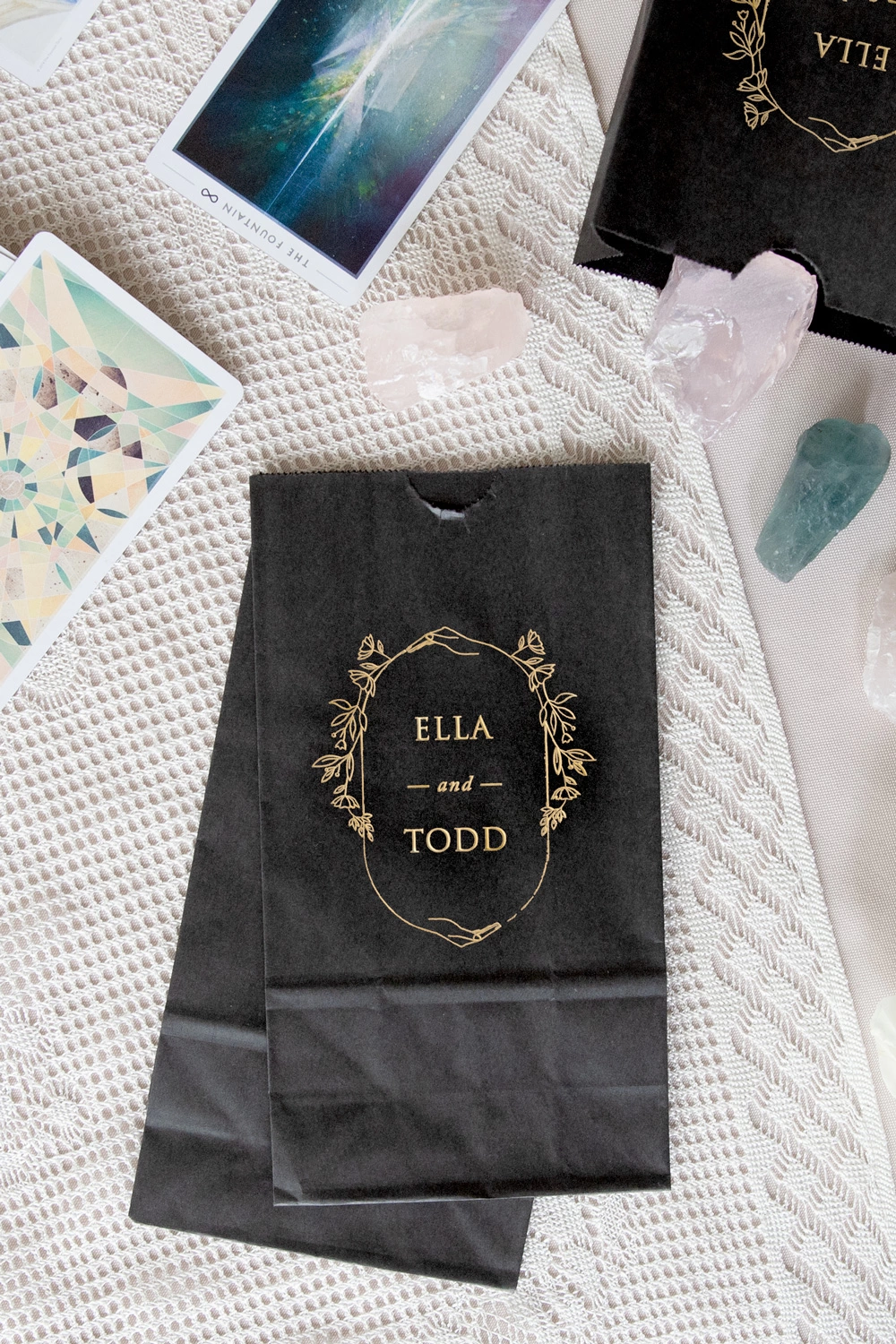 Create personalized goodie bags for your upcoming wedding.