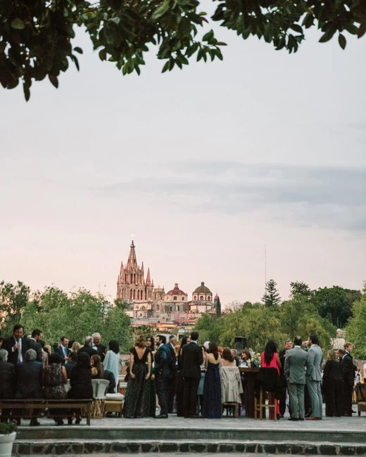 destination wedding photo by the edges