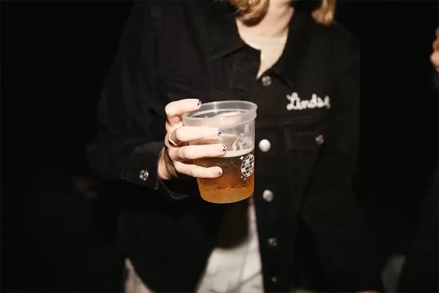 Fall Wedding Decor idea custom cups