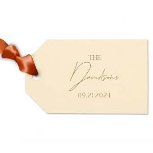 Add a personalized touch to your wedding favors with the Boho Terracotta Wedding Date Gift Tag. This tag begins with "The" in a stately serif font, followed by the newlyweds' surname in a graceful script. Finalize this bespoke detail with the date of your special day, all in the same classic font, capturing the essence of your chic and moody fall celebration.