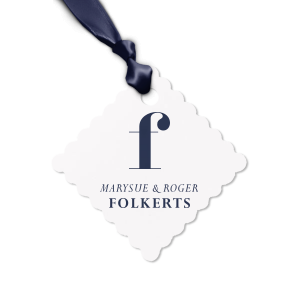 Featuring an initial in an elegant serif font, this tag is both stylish and understated. With its classic design and high-quality finish, this gift tag is perfect for weddings, anniversaries, or any occasion where personalized elegance is appreciated.