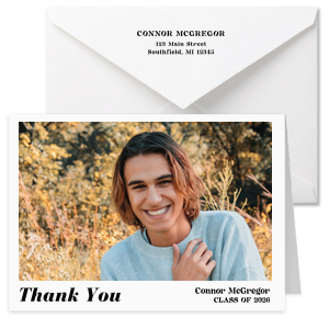 This classic graduation thank you note card can be customized to include a photo of the grad, their name, and class date. This minimal and clean note card is perfect for any graduation party. 
