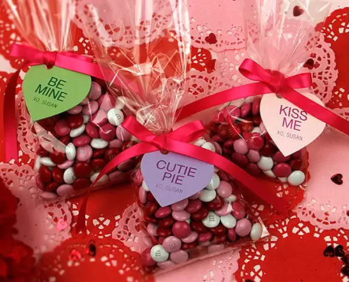 Valentines Personalized Party Favor Hearty Gift Tags