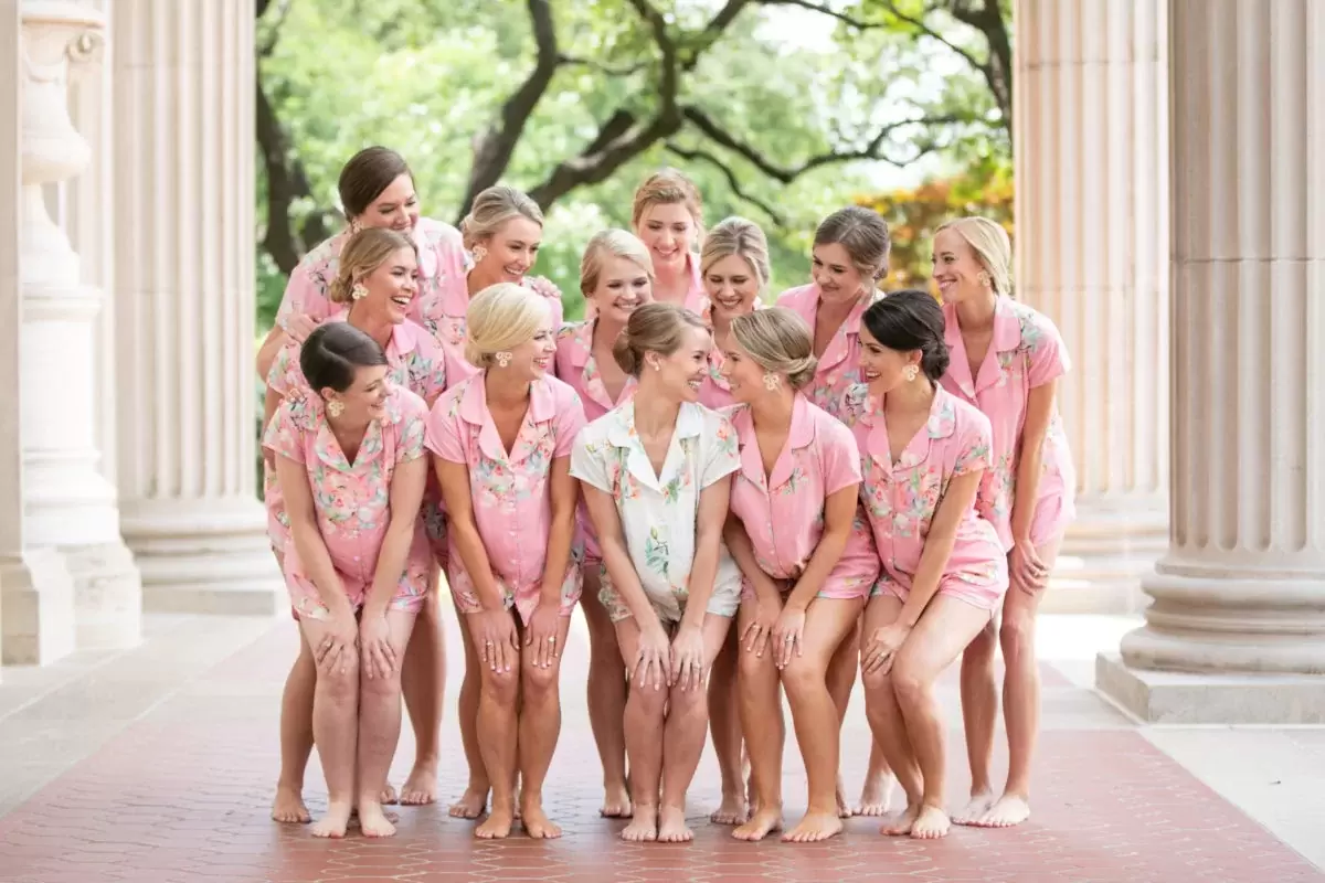 fabulous bridesmaids' pajamas for bridal party