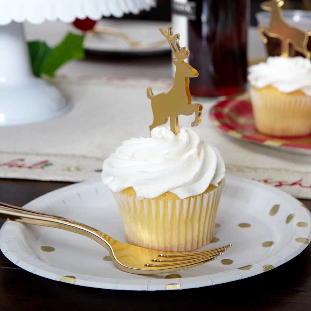 Accent your Christmas cupcakes with an adorable deer cupcake topper!